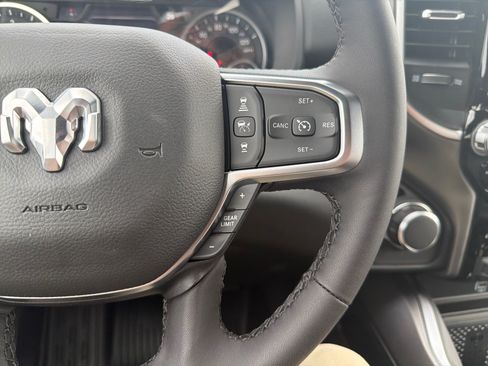 New 2026 RAM 1500 4x4 Crew Cab image 25