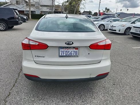 Used 2014 Kia Forte LX image 3