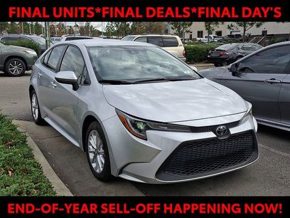 Used 2022 Toyota Corolla LE w/ LE Convenience Package