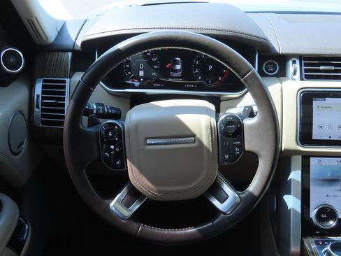 Used 2018 Land Rover Range Rover Supercharged AWD/4WD image 6