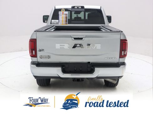 Used 2026 RAM 2500 Limited AWD/4WD image 5