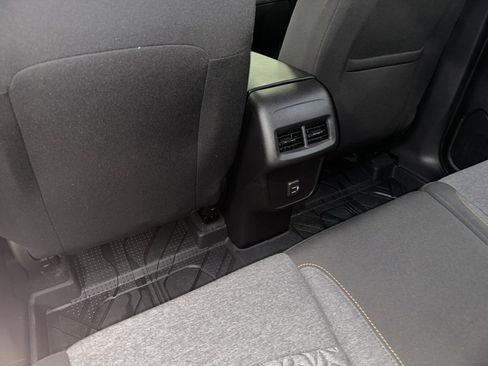 Certified 2024 Chevrolet Equinox LT w/ LPO, Floor Liner Package image 19