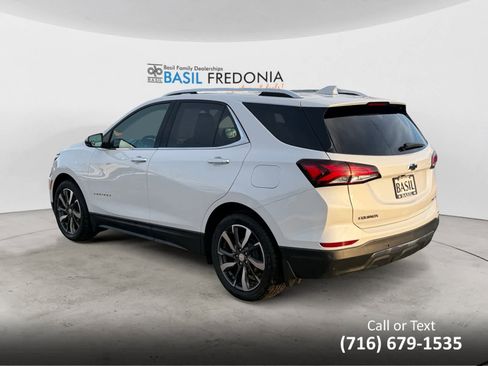 Used 2022 Chevrolet Equinox Premier image 3
