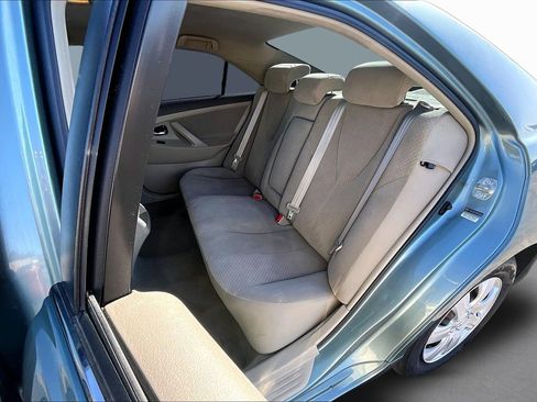Used 2009 Toyota Camry LE image 12