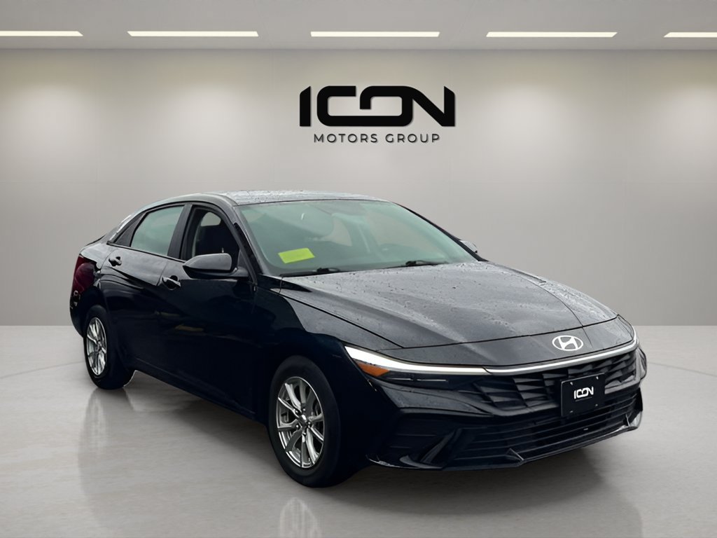 Used 2024 Hyundai Elantra SE FWD image 7