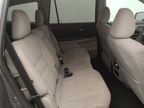 Used 2016 Honda Pilot EX image 19