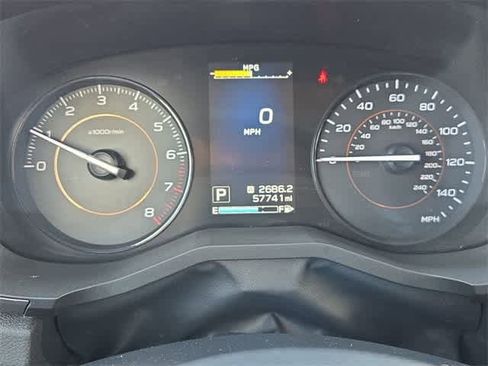 Used 2019 Subaru Crosstrek 2.0i Premium image 32