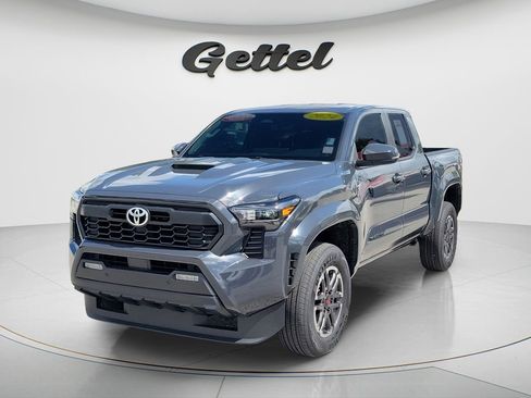 Certified 2024 Toyota Tacoma TRD Sport w/ TRD Sport Upgrade Package AWD/4WD image 1