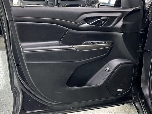 Used 2019 GMC Acadia SLT image 20