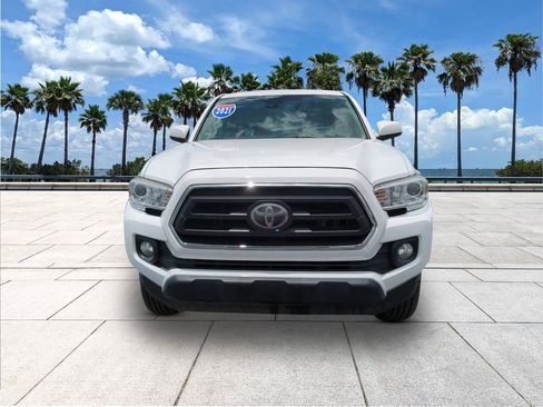 Used 2021 Toyota Tacoma SR5 RWD image 2