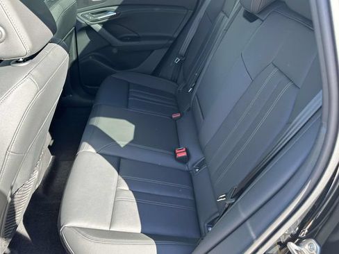 New 2027 Audi Q6 e-tron Premium Plus AWD/4WD image 5