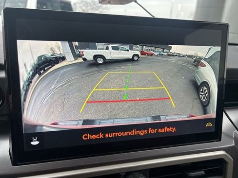 Used 2024 Toyota Tacoma TRD Sport image 41