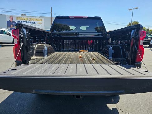 New 2026 Chevrolet Silverado 1500 Custom Trail Boss AWD/4WD image 13