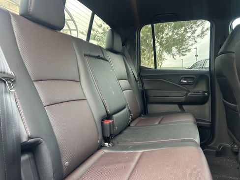Used 2023 Honda Ridgeline Black Edition image 14