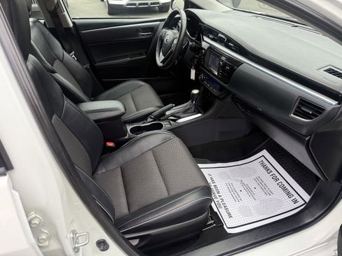 Used 2015 Toyota Corolla S image 20