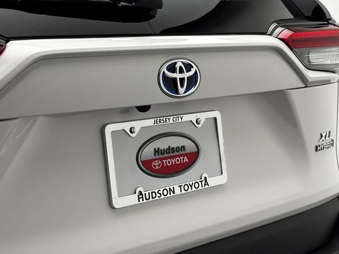 Used 2024 Toyota RAV4 XLE w/ Weather Package AWD/4WD image 8