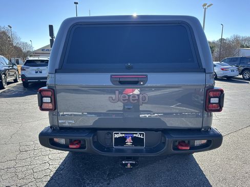 Used 2022 Jeep Gladiator Rubicon w/ Cold Weather Group image 7