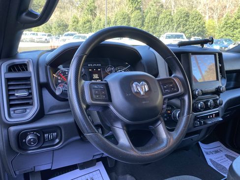 Used 2022 RAM 2500 Tradesman AWD/4WD image 13