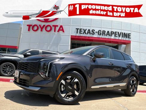 Used 2026 Kia Sportage LX FWD image 1