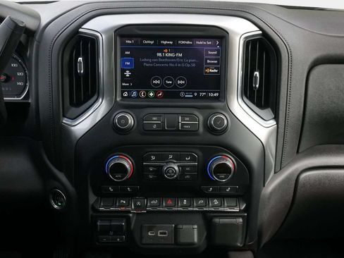 Used 2021 Chevrolet Silverado 1500 LT Trail Boss w/ Convenience Package II AWD/4WD image 23