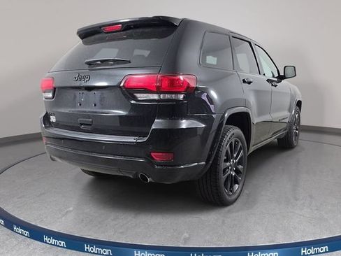 Used 2021 Jeep Grand Cherokee Laredo X AWD/4WD image 6