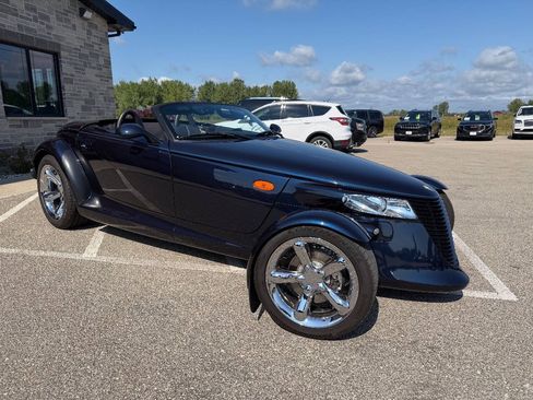 Used 2001 Chrysler Prowler RWD image 3