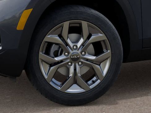 New 2026 Kia Seltos LX image 8