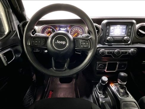 Used 2018 Jeep Wrangler Unlimited Sport image 7