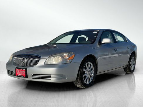 Used 2009 Buick Lucerne CXL image 1