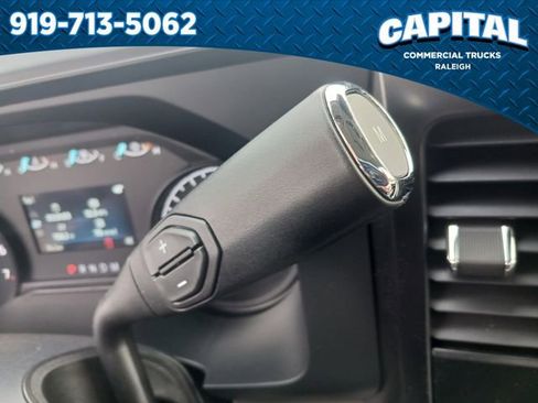 New 2026 Ford F250 XL w/ XL Chrome Package image 30