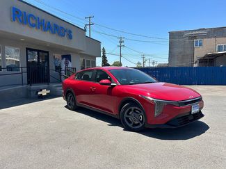 Used 2025 Kia K4 FWD video 1