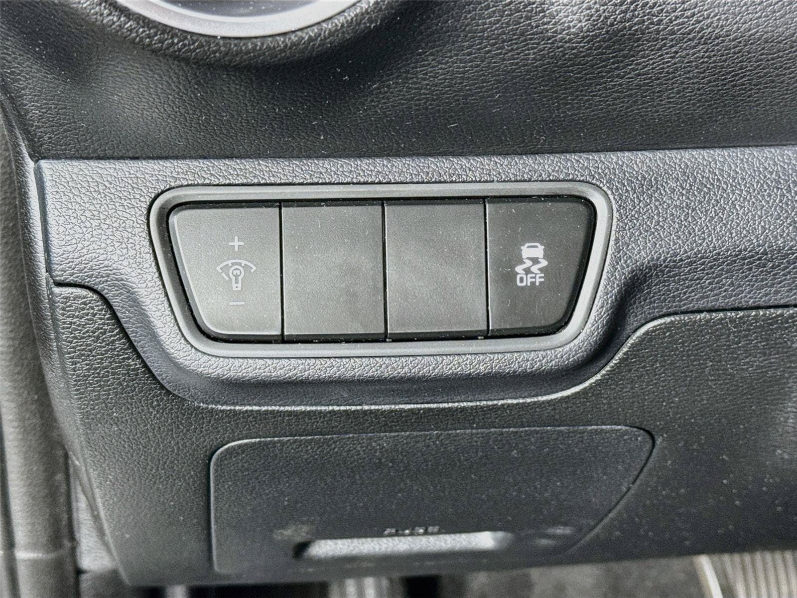 Used 2023 Kia Forte LXS FWD image 10
