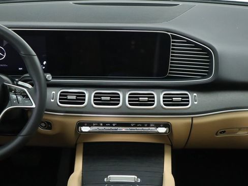 Used 2024 Mercedes-Benz GLE 450 4MATIC image 14