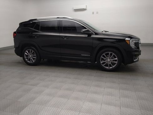 Used 2023 GMC Terrain SLT image 11