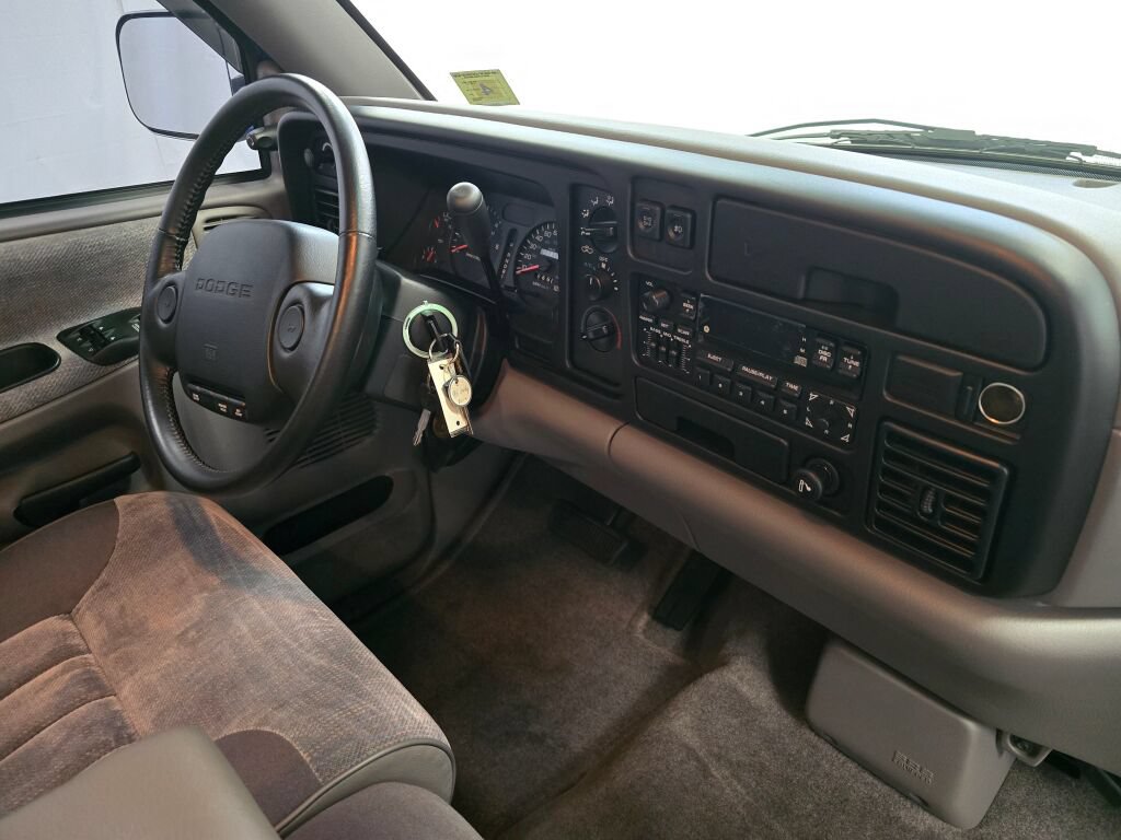 Used 1996 Dodge Ram 1500 Truck 2WD Regular Cab image 65