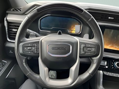 Used 2024 GMC Sierra 1500 Denali AWD/4WD image 17