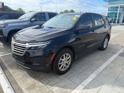 Used 2024 Chevrolet Equinox LS image 1