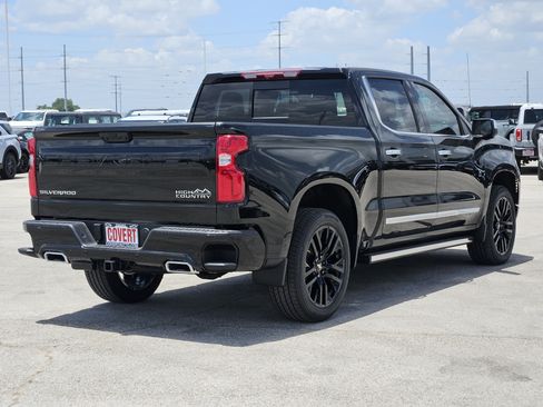 New 2026 Chevrolet Silverado 1500 High Country AWD/4WD image 3
