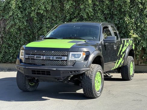 Used 2010 Ford F150 Raptor image 4