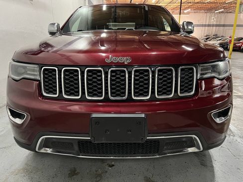 Used 2017 Jeep Grand Cherokee Limited w/ Luxury Group II image 13