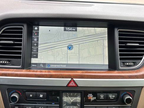 Used 2016 Hyundai Genesis 3.8 w/ Option Group 04 image 33