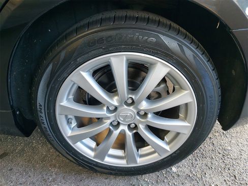 Used 2011 Lexus ES 350 image 39