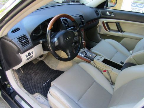 Used 2005 Subaru Outback 3.0R L.L. Bean AWD/4WD image 39