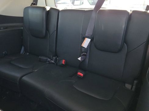 Used 2024 Nissan Armada SL AWD/4WD image 9