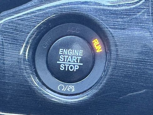 Used 2020 Jeep Grand Cherokee Trailhawk w/ Trailhawk Luxury Group image 16