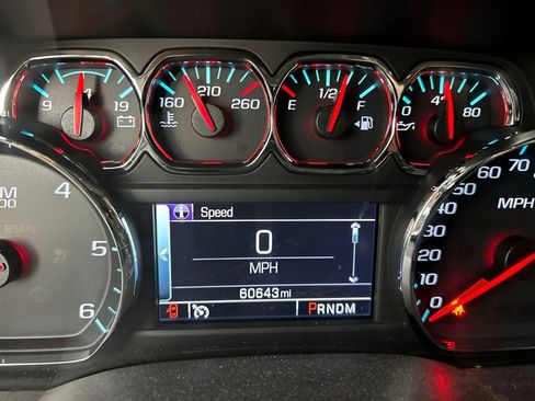 Used 2014 Chevrolet Silverado 1500 LT w/ LT Plus Package AWD/4WD image 6