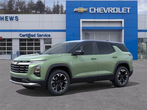 New 2026 Chevrolet Equinox LT w/ Convenience Package II image 2