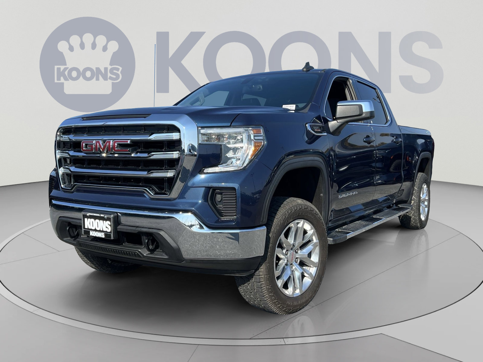 Used 2020 GMC Sierra 1500 SLE w/ SLE Value Package AWD/4WD image 1