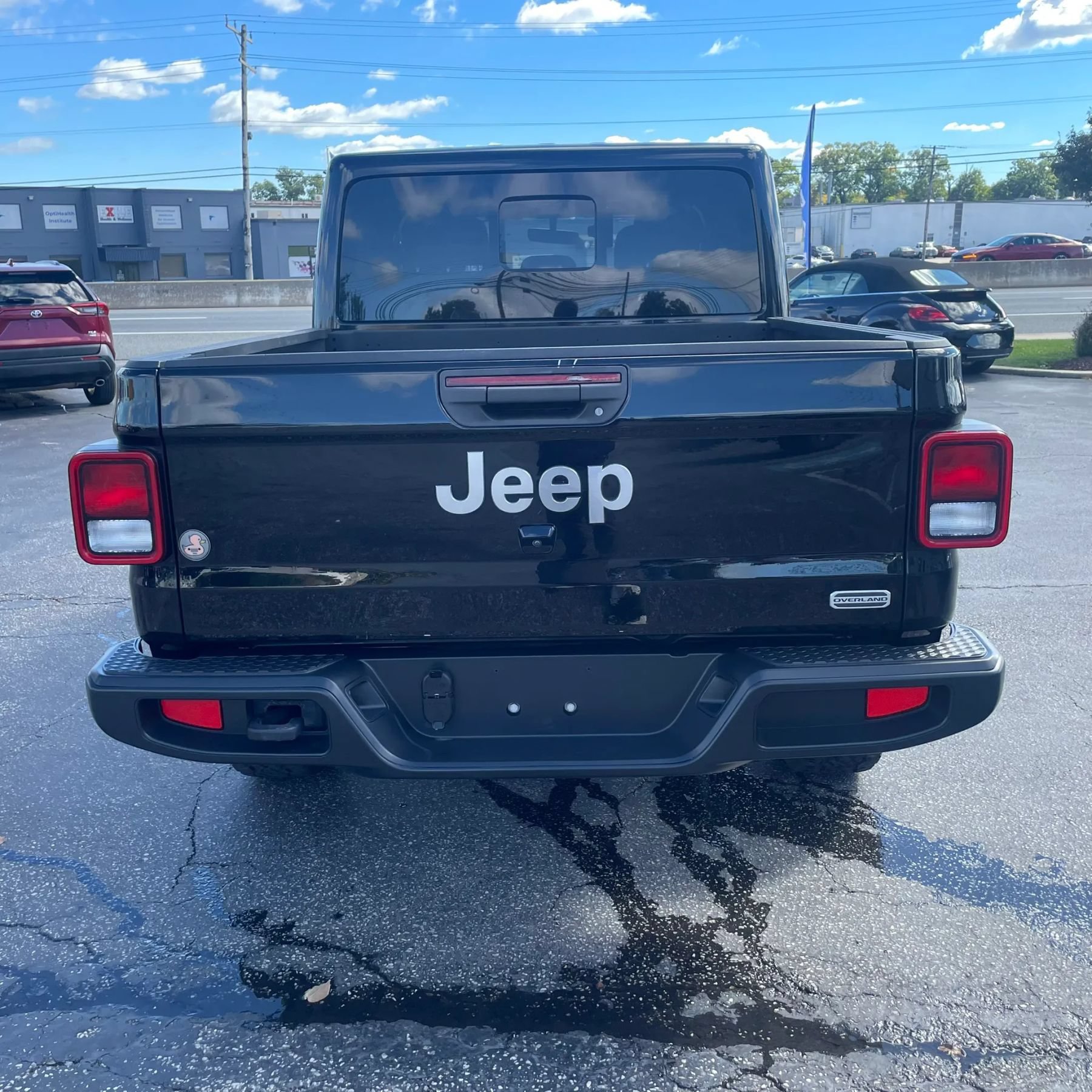 Used 2023 Jeep Gladiator Overland AWD/4WD image 6