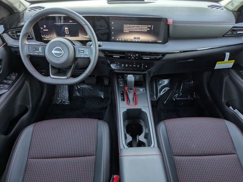 New 2026 Nissan Kicks SR w/ Cold Weather Package FWD image 10